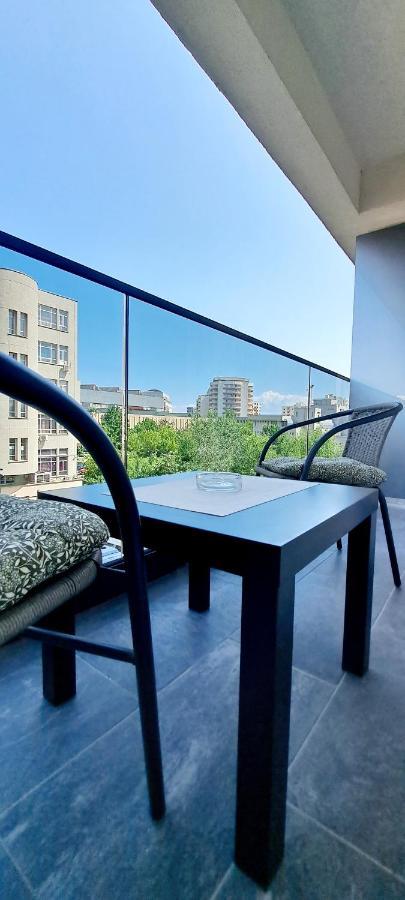 Relax Home Apartment Q Jászvásár Kültér fotó
